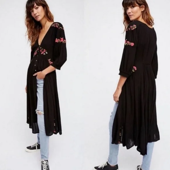 EUC Free People Day Glow szM embroidered midi dress in black… - Picture 5 of 8